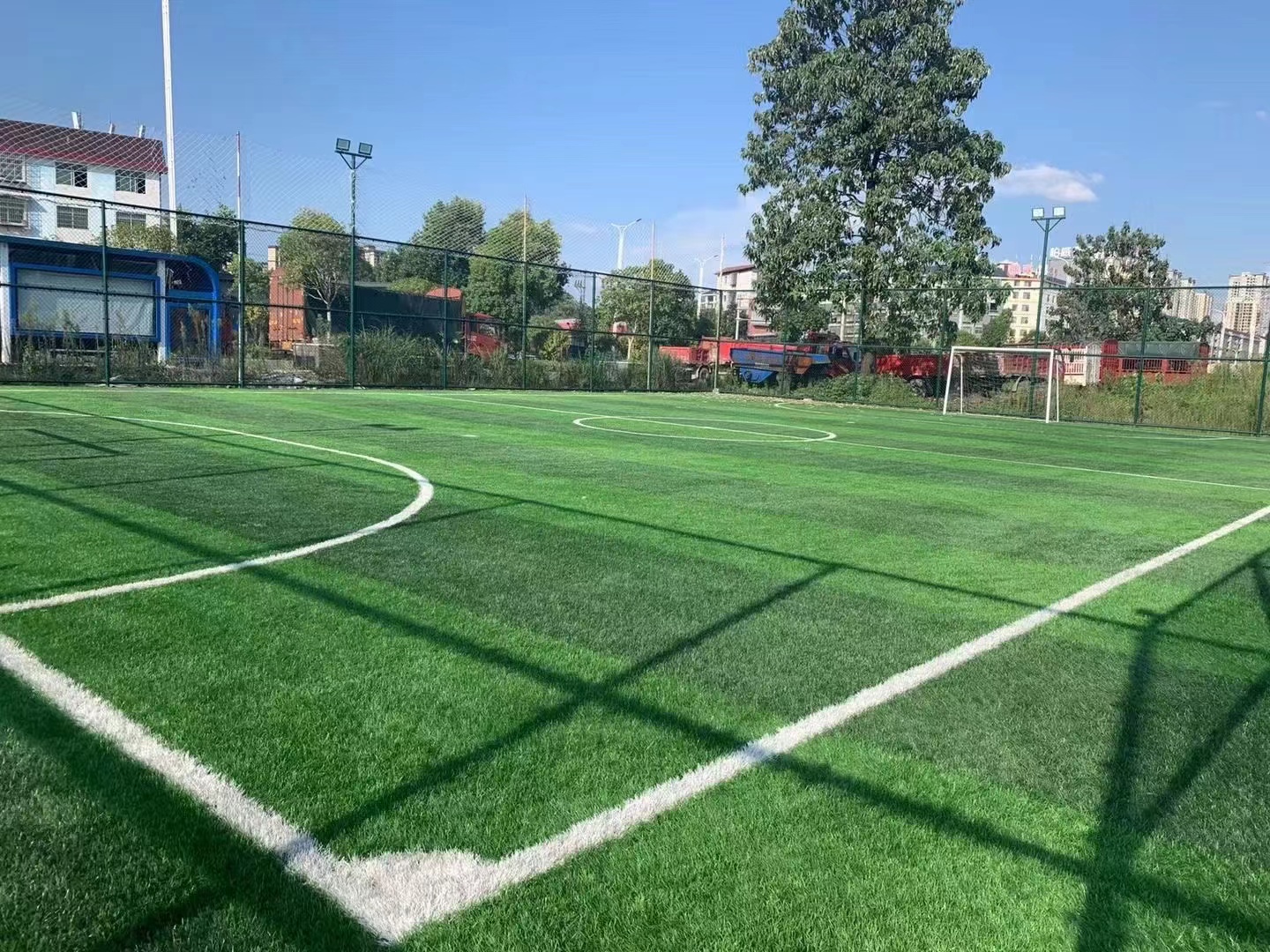 懷化正有體育設(shè)施有限公司,正有體育設(shè)施,湖南運動場地施工,塑膠跑道施工,球場施工,塑膠球場施工,球場施工,環(huán)氧地坪施工,廠房地坪施工,無塵車間施工,停車場施工,塑膠跑道價格